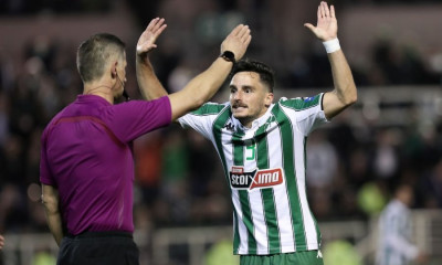 Φτιάχνει ομάδα για να κερδίζει και τους «διαιτητάς»