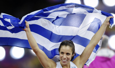 «Ασημένια» η Κατερίνα Στεφανίδη με ιστορική εμφάνιση στο Μόναχο (video)