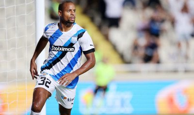 Απόλλων Λεμεσού-Ολυμπιακός: Δοκάρι ο Κουντέ, γκολ μετά από κόντρα ο Τζάνγκα (videos)