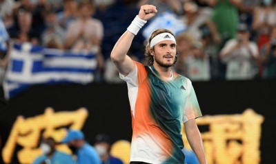 Στέφανος Τσιτσιπάς: Ακάθεκτος στους «8» του Σινσινάτι (video)