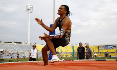 Συγκλονίζει ο Καραλής: «Βυθίστηκα στην κατάθλιψη - Θέλω πίσω το χαμόγελό μου» (video)