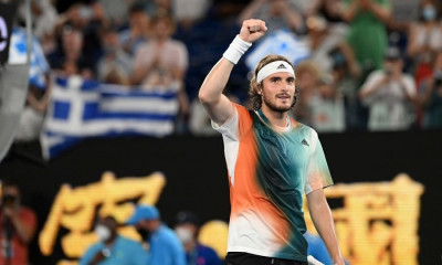 Στέφανος Τσιτσιπάς: Τεράστια πρόκριση στα ημιτελικά του Σινσινάτι μετά από επική μάχη με τον Ίσνερ