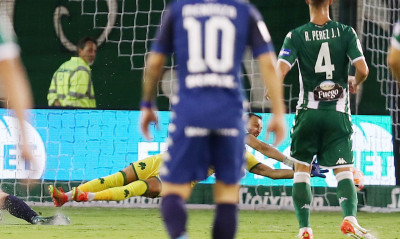 Παναθηναϊκός-Ιωνικός: Η επέμβαση του Μπρινιόλι στο τετ α τετ με τον Μάντζη