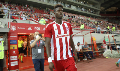 Ολυμπιακός: Θρήνος για Σισέ - Το σπαρακτικό του μήνυμα για τον αδικοχαμένο ανιψιό του (pics+vids)