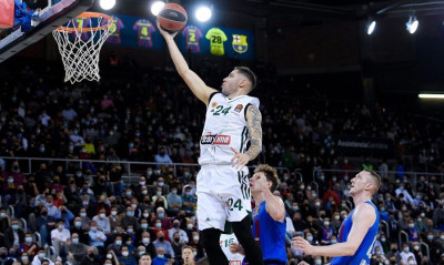 «Επιστρέφει στον Ερυθρό Αστέρα ο Στέφαν Γιόβιτς», λένε οι Σέρβοι