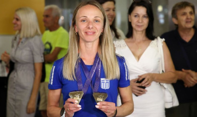 Λαμπρή υποδοχή της Αντιγόνης Ντρισμπιώτη στην Καρδίτσα: «Ήσασταν μαζί μου όλοι στον αγώνα μου» (vid)