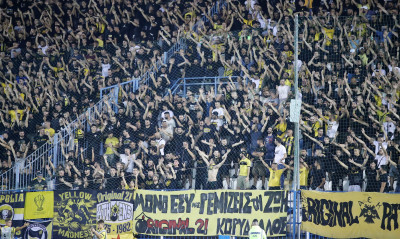 ΑΕΚ-Βόλος: Μαγική ατμόσφαιρα από τους οπαδούς της Ένωσης (video+photos)