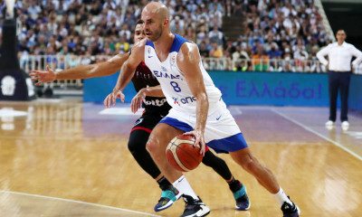 Καλάθης: «Έχουμε τις δυνατότητες να είμαστε ανάμεσα στους καλύτερους»