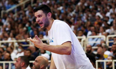 Ελλάδα: Το «χρέος» της Εθνικής και η υπόσχεση του Παπανικολάου