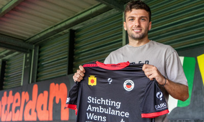 Στην Εξέλσιορ και επίσημα ο Λάμπρου - «Ευχαριστώ την οικογένεια Σαββίδη και τον κόσμο του ΠΑΟΚ»