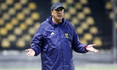 Άρης: Δικαστικός «πόλεμος» με Μπούργος - Ζητάει αποζημίωση όλα τα χρήματα του συμβολαίου!