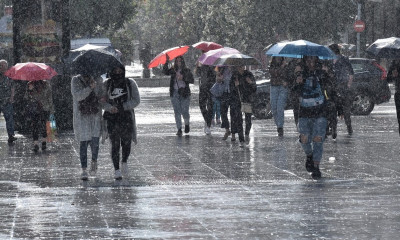 Καιρός: Μεγάλη προσοχή τις επόμενες ώρες - Κακοκαιρία εξπρές με καταιγίδες, χαλάζι και κεραυνούς