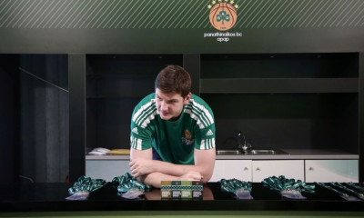 Παναθηναϊκóς ΟΠΑΠ: Ο Γκουντάιτις «μοίρασε» τα εισιτήρια διαρκείας στους «πράσινους» φίλους (photos)