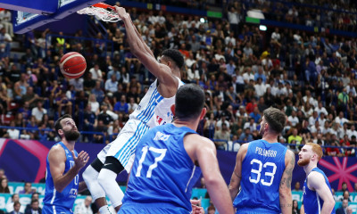 Eurobasket 2022: On fire και ασταμάτητος στο πρώτο ημίχρονο ο Γιάννης Αντετοκούνμπο (video)