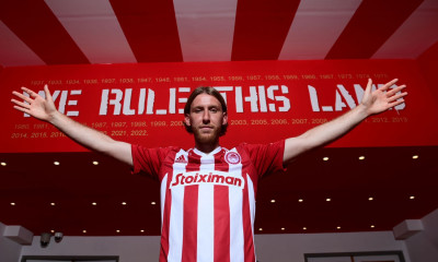 Ολυμπιακός: Επίσημα «ερυθρόλευκος» ο Μπόουλερ