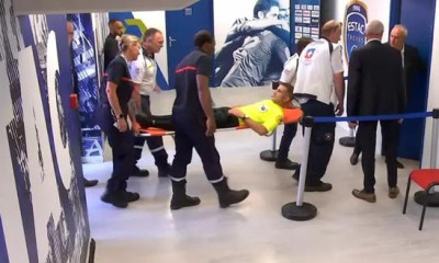 Διαιτητής έχασε τις αισθήσεις του πριν τη σέντρα στο Τρουά-Ρεν