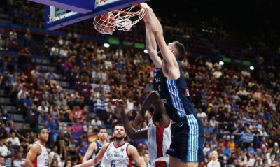 Eurobasket 2022: Κυρίαρχος στους «αιθέρες» ο Παπαγιάννης (video)