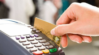 Ποιες αποδείξεις οδηγούν σε έκπτωση φόρου έως και 2.200 ευρώ
