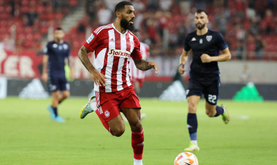 Ολυμπιακός: Απρόοπτο με Εμβιλά ενόψει Ναντ - Τι σκέφτεται ο Κορμπεράν για την ενδεκάδα