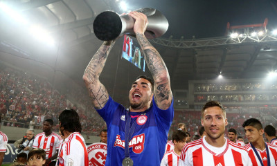 Ολυμπιακός: Το ιδιαίτερο «αντίο» στον Ρομπέρτο - «Σε ευχαριστούμε για τις θρυλικές στιγμές» (photo)