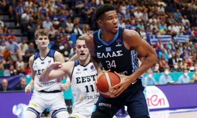 Eurobasket 2022: Απόρησε ο Γιάννης με φάουλ εις βάρος του - Η αντίδραση του Greek Freak (video)