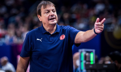 Eurobasket 2022: Δεν πίστευε αυτά που έβλεπε ο Ατάμαν (videos)