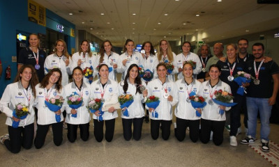 Επέστρεψε η Εθνική Ομάδα Πόλο Γυναικών από το Σπλιτ: Επόμενος στόχος, το χρυσό μετάλλιο! (pics)