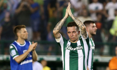 Παναθηναϊκός-ΑΕΚ: Τρέλα στη Λεωφόρο για Μπερνάρ και θριαμβευτές (video+photos)