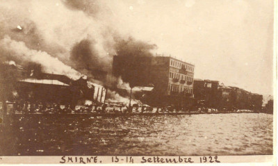 Άρης: «Η εικόνα της Σμύρνης να καίγεται πληγώνει τις ψυχές μας»