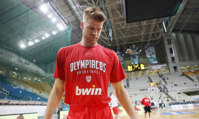 Ολυμπιακός: Ενθουσιασμένος ο Ουόκαπ με τις μεταγραφές (video)