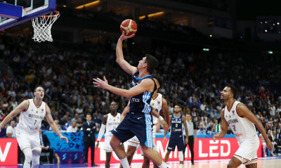 Εθνική ομάδα-Λαρεντζάκης: «Νιώθω ευλογημένος που είμαι μέρος σε κάτι τόσο σημαντικό»