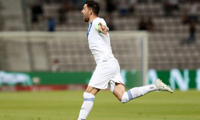 Εντυπωσιακό γκράφιτι ο Μπακασέτας στο γήπεδο που έκανε τα πρώτα του βήματα! (Photos)