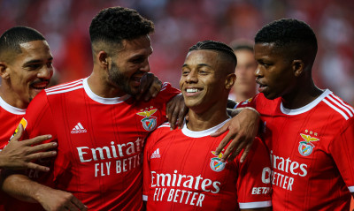 Πορτογαλία: Τρένο η Μπενφίκα - 7 στα 7 με πεντάρα (video)