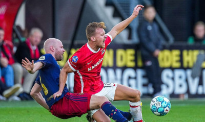 Ο Χατζηδιάκος έβαλε «φρένο» στον Άγιαξ - Ανέβηκε στην κορυφή η Αλκμάαρ