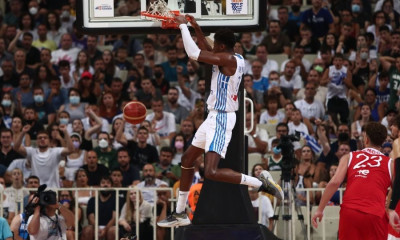 Κώστας Αντετοκούνμπο: Συμφωνία με τους Μπουλς για να διεκδικήσει two-way συμβόλαιο