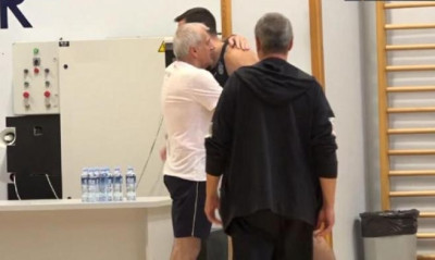 Παπαπέτρου: Ενσωματώθηκε στην Παρτιζάν - Η αγκαλιά με τον Ομπράντοβιτς (video)