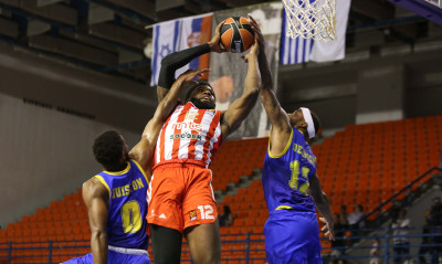 Περιστέρι: Έχασε στο φινάλε από τον Ερυθρό Αστέρα (photos+videos)