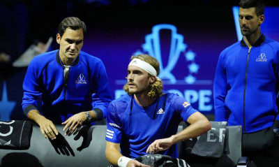 Στέφανος Τσιτσιπάς για Ρότζερ Φέντερερ: «Σε αγαπώ με όλη μου την καρδιά»