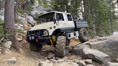 Με αυτό το Unimog οι διακοπές δεν τελειώνουν ποτέ
