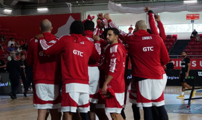 BCL: «Βομβαρδισμός» από Αλμέιδα με 9 τρίποντα και πρόκριση στους ομίλους για Μπενφίκα