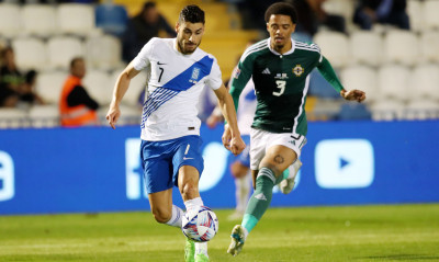 Ελλάδα-Βόρεια Ιρλανδία: Χάθηκε η μπάλα στο γκολ του Μασούρα (video)