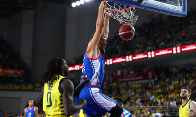 O «πύργος» Ζίζιτς νίκησε την Φενέρμπαχτσε των Ιτούδη, Καλάθη και έδωσε το Σούπερ Καπ στην Εφές