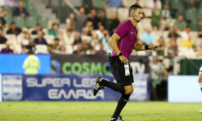 Πέναλτι «μαϊμού» στο Ουκρανία-Σκωτία έδωσε ο Σιδηρόπουλος, τον διόρθωσε ο Ευαγγέλου στο VAR (video)