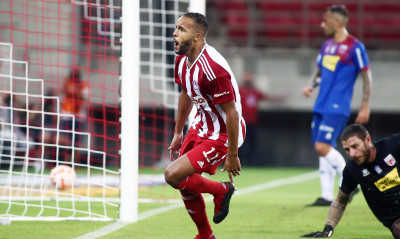 Ολυμπιακός: Σειρήνες από Αραβία για Ελ Αραμπί