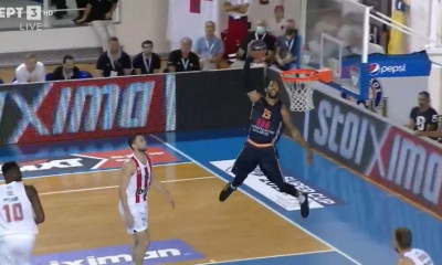 Ολυμπιακός-Προμηθέας: «Κρεσέντο» Βεζένκοφ στο πρώτο δεκάλεπτο - Εντυπωσιακό κάρφωμα του Σίμπσον