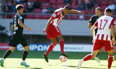 Ολυμπιακός: Συναγερμός με Ελ Αραμπί που αποχώρησε τραυματίας κόντρα στον Ατρόμητο