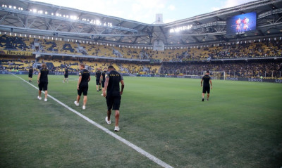 ΑΕΚ-Ιωνικός: Πήγαν στον κόσμο οι παίκτες - Οι πρώτες στιγμές από την OPAP Arena