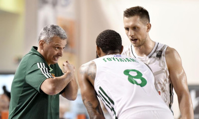 Έχει αμυντικό πλάνο, θα φτιάξει και το επιθετικό