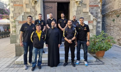 AEK: Συγκίνηση και κατάνυξη στην Αγία Φωτεινή