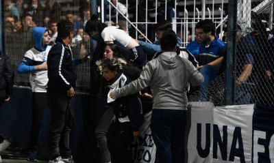 Τραγωδία: Ένας νεκρός και πολλοί τραυματίες από πλαστικές σφαίρες στο Χιμνάσια-Μπόκα (photos+videos)